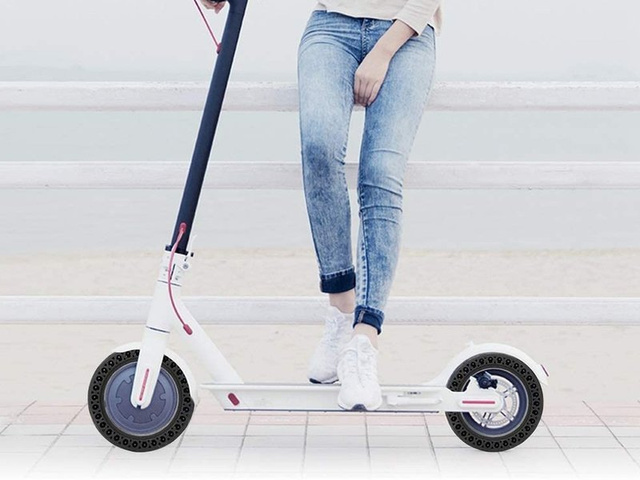 Bezdętkowa opona x1 Alogy do Hulajnogi Xiaomi Mijia M365 8.5" Black 02